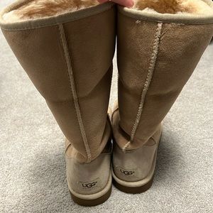 Tall Uggs size 9 - great used condition